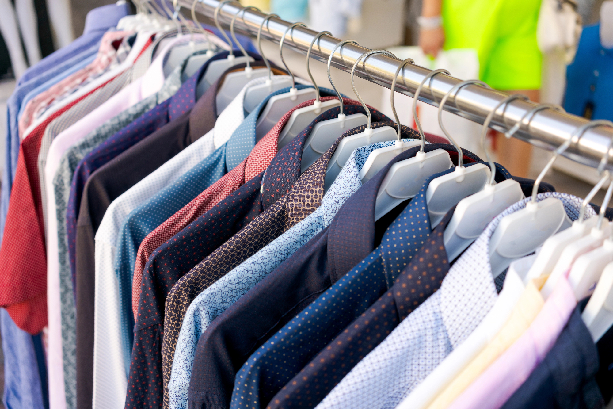 Potreben nakup srajce za poseben dogodek